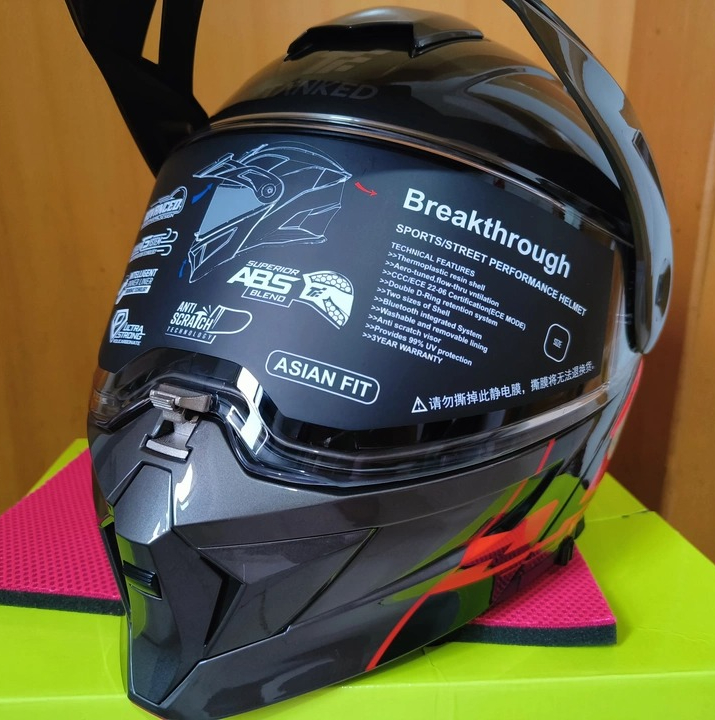 Мужской мотошлем Tanked, закры – обзор и цена Mountain Biking Helmet Full Face